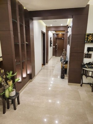 Building Lobby in 4 BHK Apartment at Parsvnath Exotica, Sector 53 – for Sale