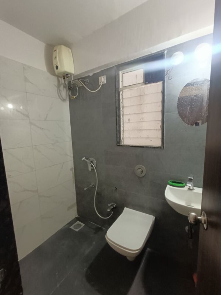 Bathroom, lotus-residency-goregaon-west 2 Bedroom 655 Sq.Ft. Apartment In Goregaon West Mumbai 10294477