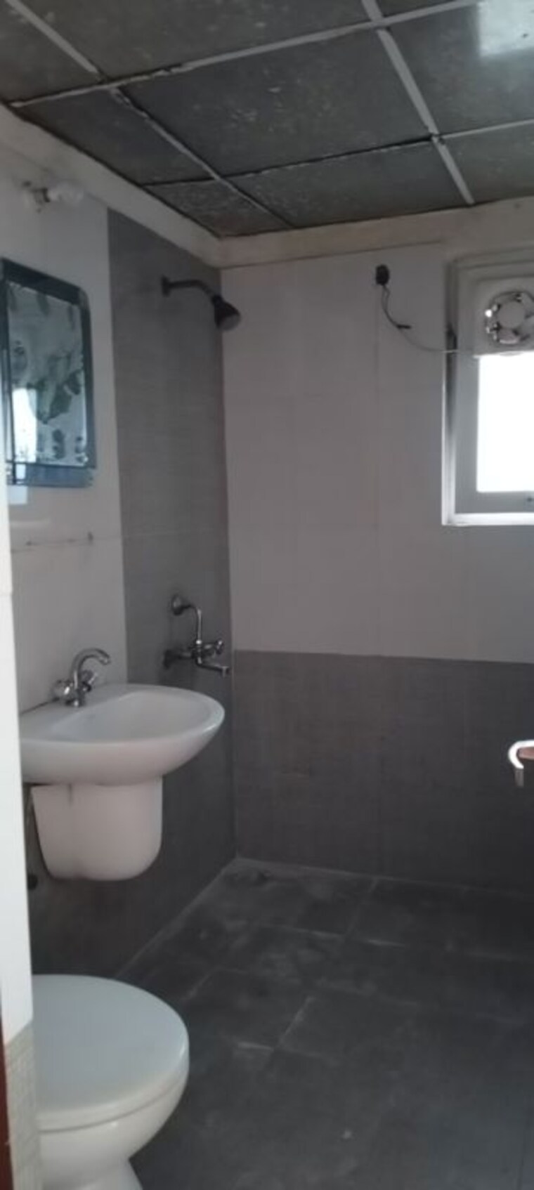 Bathroom, urbtech-xaviers 3.5 Bedroom 1500 Sq.Ft. Apartment In Sector 168 Noida 10294553