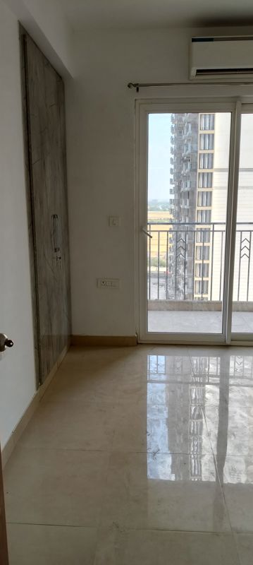 3.5 BHK + Servant Room 1500 Sq.Ft. Apartment in Urbtech Xaviers