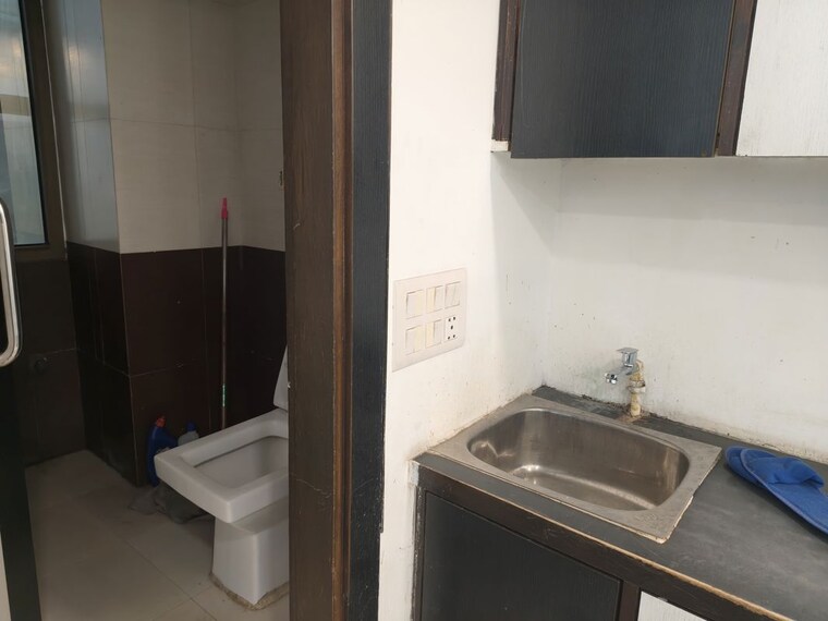 Floor Plan, netaji subhash place Commercial Office Space 915 Sq.Ft. In Netaji Subhash Place Delhi 10294581