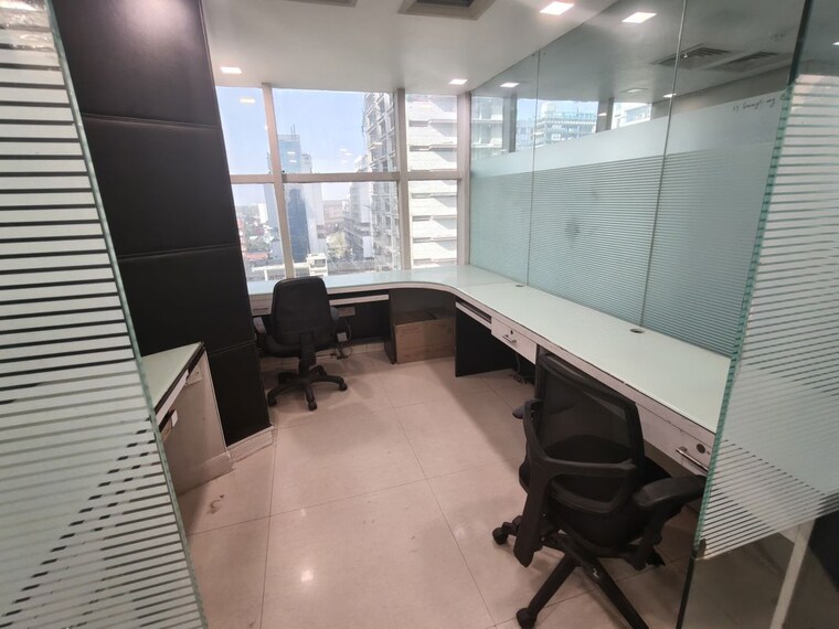 Team Area, netaji subhash place Commercial Office Space 915 Sq.Ft. In Netaji Subhash Place Delhi 10294581