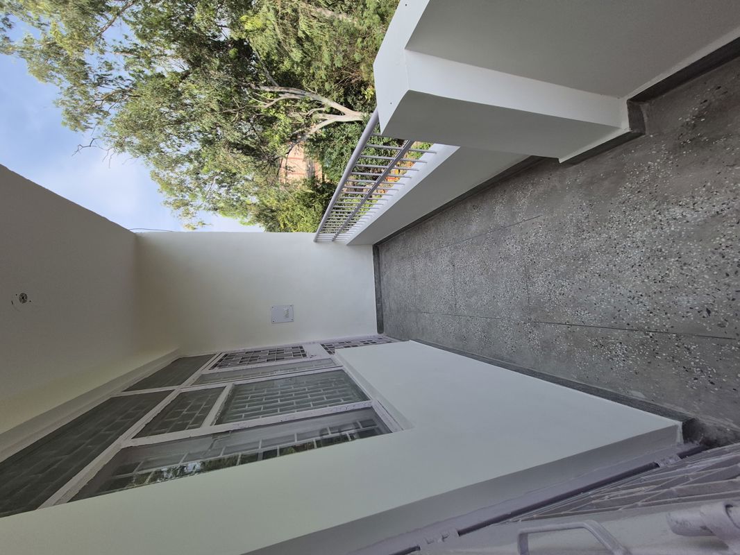 2.5 BHK + Pooja Room Apartment For Rent in Mayur Vihar