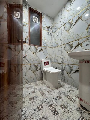 Bathroom in 1 BHK Apartment at Chattarpur – for Rent