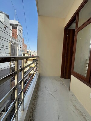 Balcony in 1 BHK Apartment at Chattarpur – for Rent