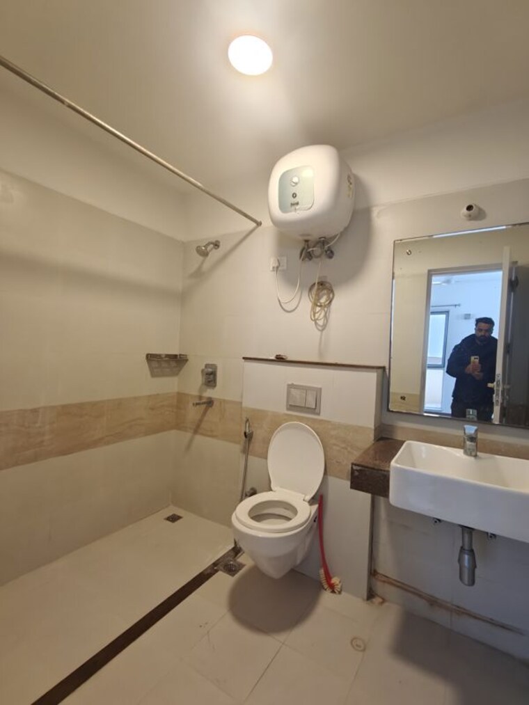 Attached Bathroom, m3m-marina 3 Bedroom 1900 Sq.Ft. Apartment In Sector 68 Gurgaon 10294628