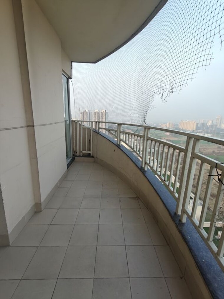Balcony, m3m-marina 3 Bedroom 1900 Sq.Ft. Apartment In Sector 68 Gurgaon 10294628