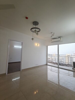 Room in 3 BHK Apartment at M3M Marina, Sector 68 – for Rent