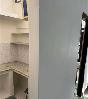 Bathroom in 1 BHK Apartment at Vasant Vihar – for Rent