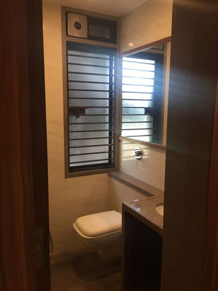 Bathroom, iscon-emporio Commercial Office Space 2829 Sq.Ft. In Jodhpur Ahmedabad 10294607
