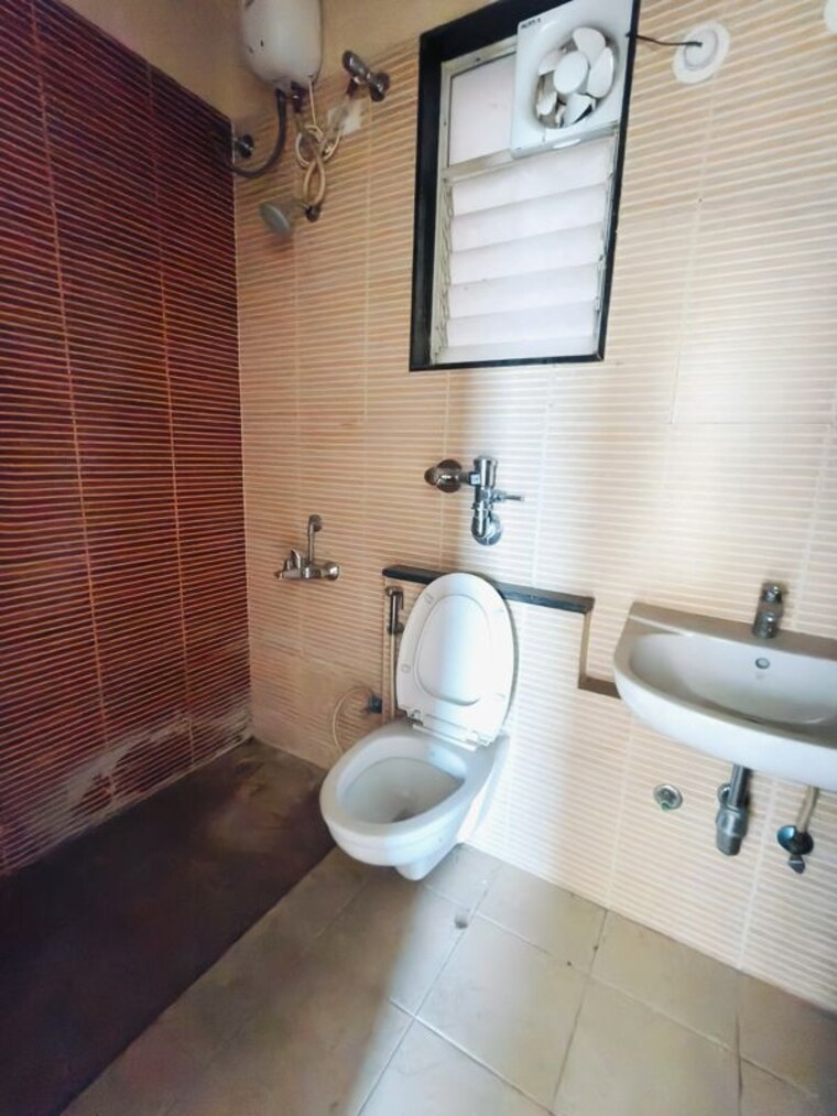 Bathroom, nyati-ethos 2 Bedroom 1200 Sq.Ft. Apartment In Undri Pune 10294633