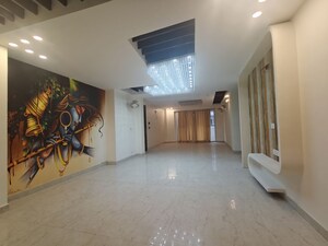 Room in 4 BHK Apartment at Aradhya Homes, Sector 67a – for Rent