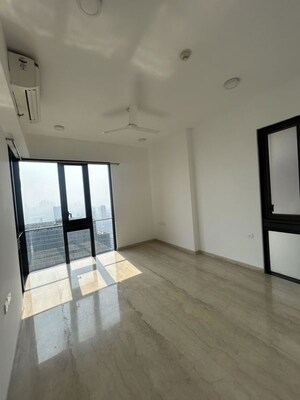 Room in 3 BHK Apartment at Lodha Allura, Worli – for Sale