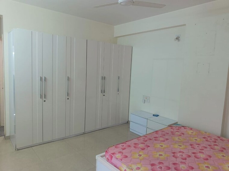 Bedroom, mangal-darshan-apartment 2 Bedroom 950 Sq.Ft. Apartment In Bandra West Mumbai 10294666