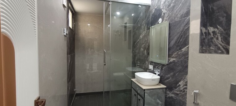 Bathroom, tdi-the-retreat 4 Bedroom 359 Sq.Yd. Builder Floor In Sector 89 Faridabad 10294694
