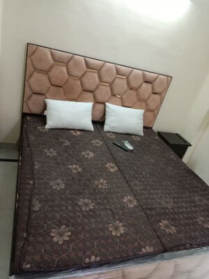 Bedroom in 1 BHK Builder Floor at Sushant Lok I – for Rent