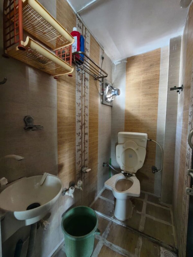 Bathroom, vejalpur 2 Bedroom 1400 Sq.Ft. Penthouse In Vejalpur Ahmedabad 10294745