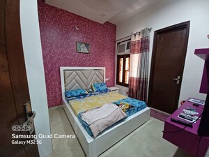 Bedroom in 3 BHK Villa at DLF Royale Residences, Dlf Phase I – for Sale
