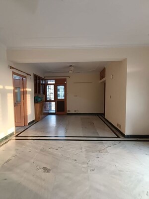 5 BHK Apartment For Sale in Raheja Atlantis, Sector 31