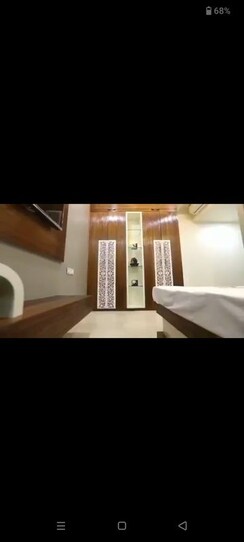 4 BHK Apartment For Sale in One Hiranandani Park
