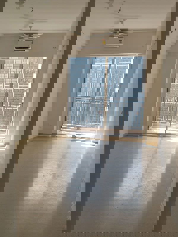 4 BHK + Pooja Room,Servant Room,Study Room 4500 Sq.Ft. Apartment in Smart World ES