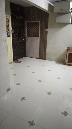 1 RkApartment For Rent in Gujrat Colony