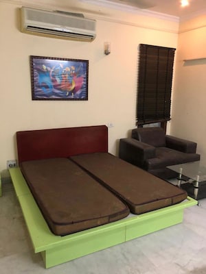 3 BHK Builder Floor For Rent in Sushant Lok I