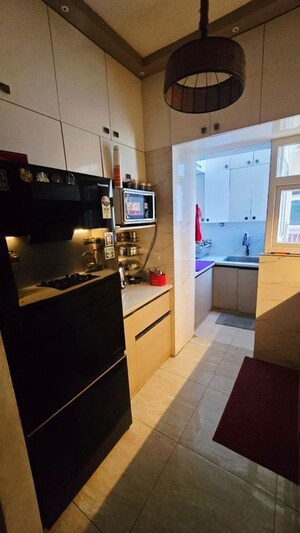 Team Area in 3 BHK Apartment at Gaur City 7th Avenue, Sector 4 Greater Noida – for Rent