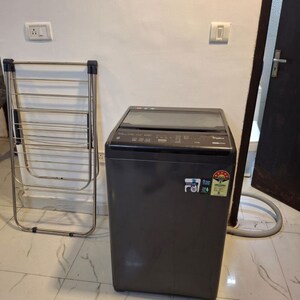 Furnished Amenities in 3 BHK Builder Floor at Savitri Nagar – for Rent