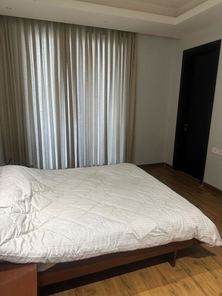 Bedroom, suncity-platinum-towers 3 Bedroom 2685 Sq.Ft. Apartment In Sector 28 Gurgaon 10294971