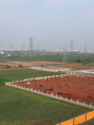   Plot at Sri Sai Pragathi Heights, Gosala – for Sale