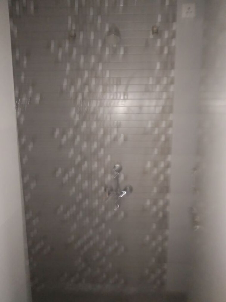 Bathroom, ramana-sphurti-chs 2 Bedroom 820 Sq.Ft. Builder Floor In Narhe Pune 10294952