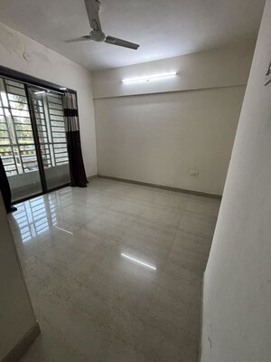 Room in 1 BHK Apartment at Ravindra Arcade, Titwala – for Rent