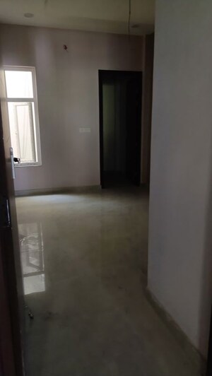 Room in 3 BHK Independent House at Vigyan Khand – for Sale
