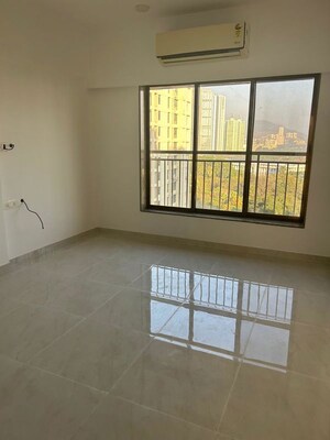 Room in 2 BHK Apartment at Hetali Blessings, Goregaon East – for Rent