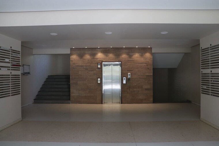 Room, goyal-infinity Commercial Office Space 716 Sq.Ft. In Prahlad Nagar Ahmedabad 10295170