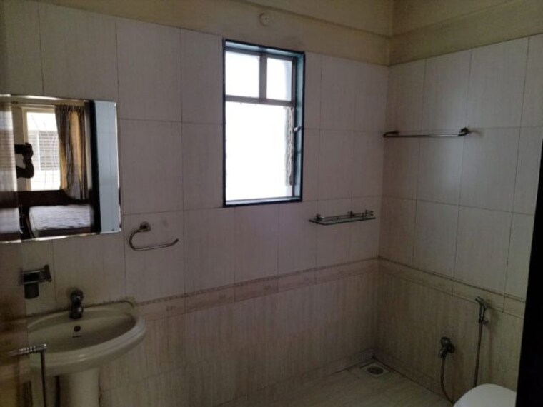 Bathroom, g-k-daffodils-housing-society  850 Sq.Ft. Apartment In Pimple Saudagar Pune 10295279
