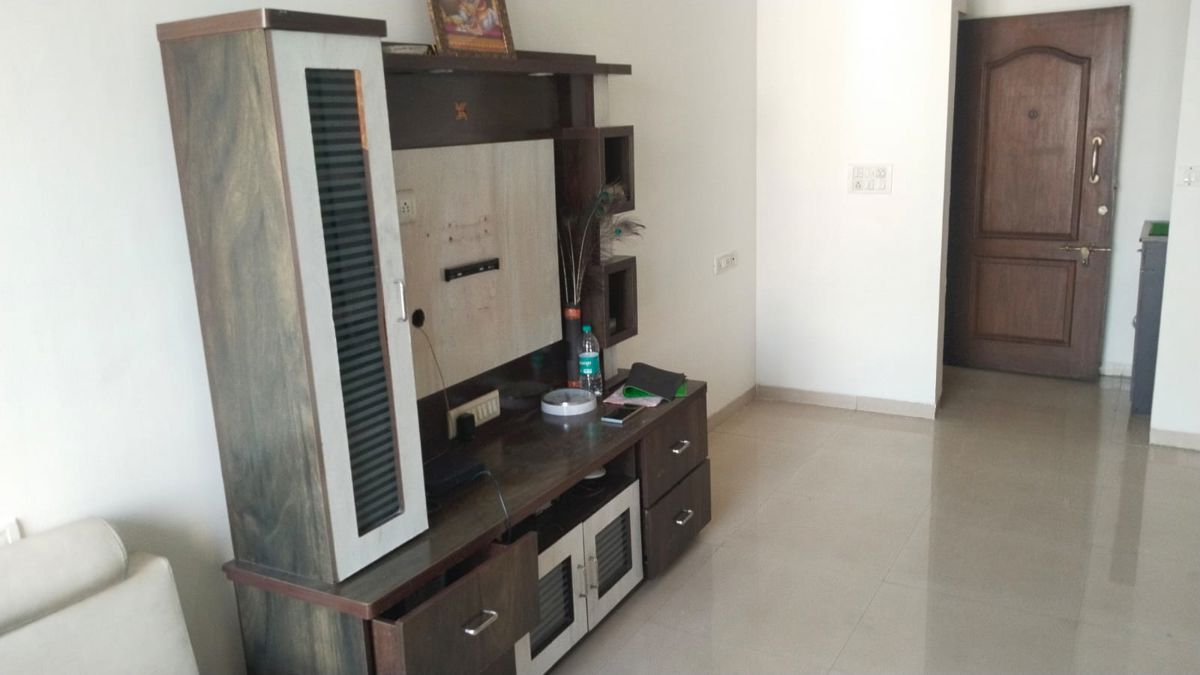 2 BHK Apartment For Rent in Lodha Paradise
