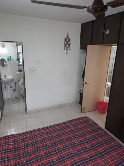 Apartment For Rent in Vaishnavi Sai Raj Regency