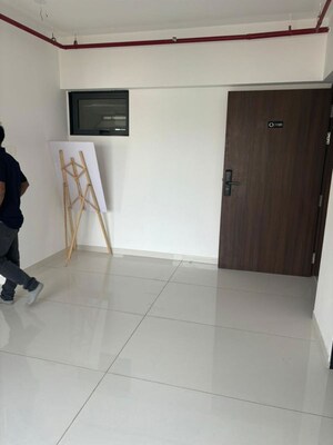 Furnished Amenities in 2 BHK Apartment at Arkade Aspire, Goregaon East – for Rent