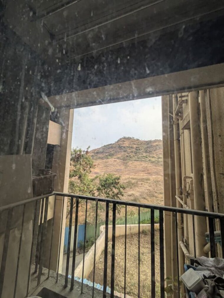 Balcony, emaar-gurgaon-greens 3.5 Bedroom 1755 Sq.Ft. Apartment In Sector 102 Gurgaon 10295299