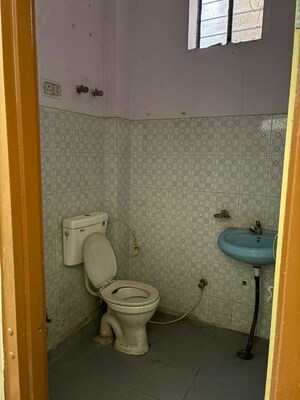 Bathroom in 2 BHK Apartment at Beliaghata – for Rent