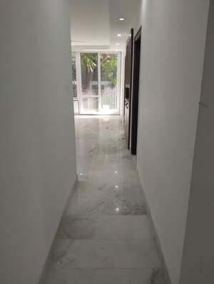  3 BHK Builder Floor at Greater Kailash ii – for Rent