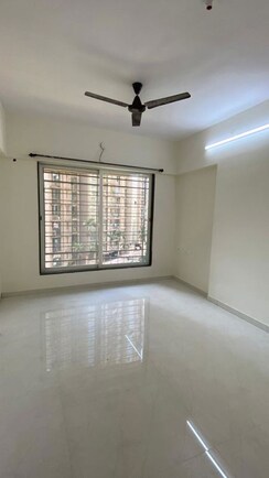 5 BHK Apartment For Sale in Chandak 34 Park Estate
