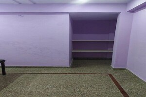 Room in 2 BHK Apartment at Sealdah – for Rent