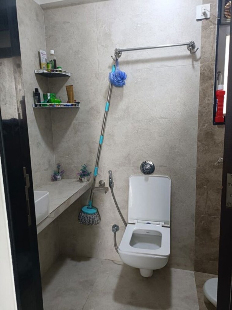 Bathroom, arkade-earth 1 Bedroom 469 Sq.Ft. Apartment In Kanjurmarg East Mumbai 10295377