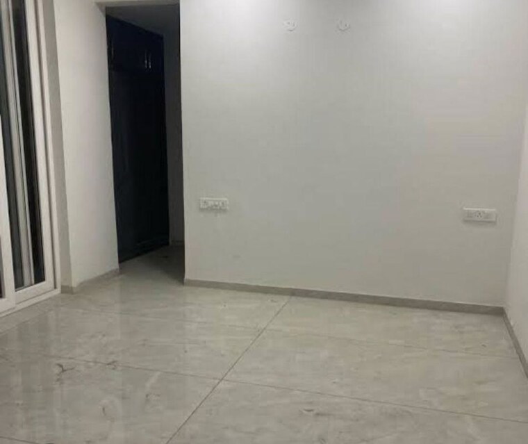 Room, green-valley-residencia 3 Bedroom 1600 Sq.Ft. Apartment In Ghazipur Zirakpur 10295376