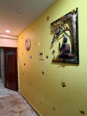 Furnished Amenities in 2 BHK Builder Floor at Rohini Sector 13 – for Sale