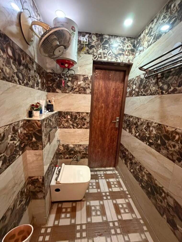 Exterior View, rohini sector 13 2 Bedroom 1500 Sq.Ft. Builder Floor In Rohini Sector 13 Delhi 10295590