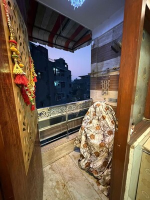 Balcony in 2 BHK Builder Floor at Rohini Sector 13 – for Sale